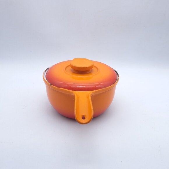 Orange Le Gourmet Iron Pot with Lid - Picture 3 of 11